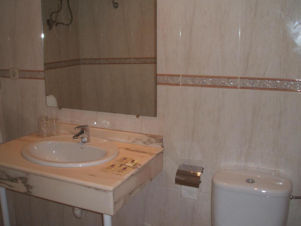 Hostal Centro Toledo Phòng bức ảnh